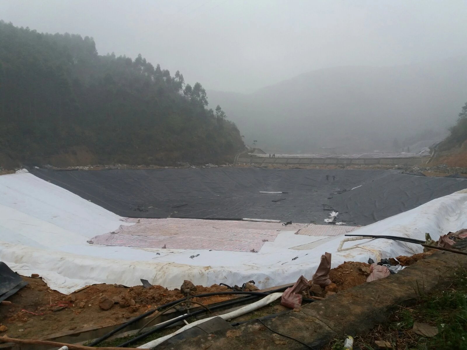 柳州羅城土工材料案例 土工膜案例 第2張 柳州羅城土工材料案例 土工膜案例 第2張